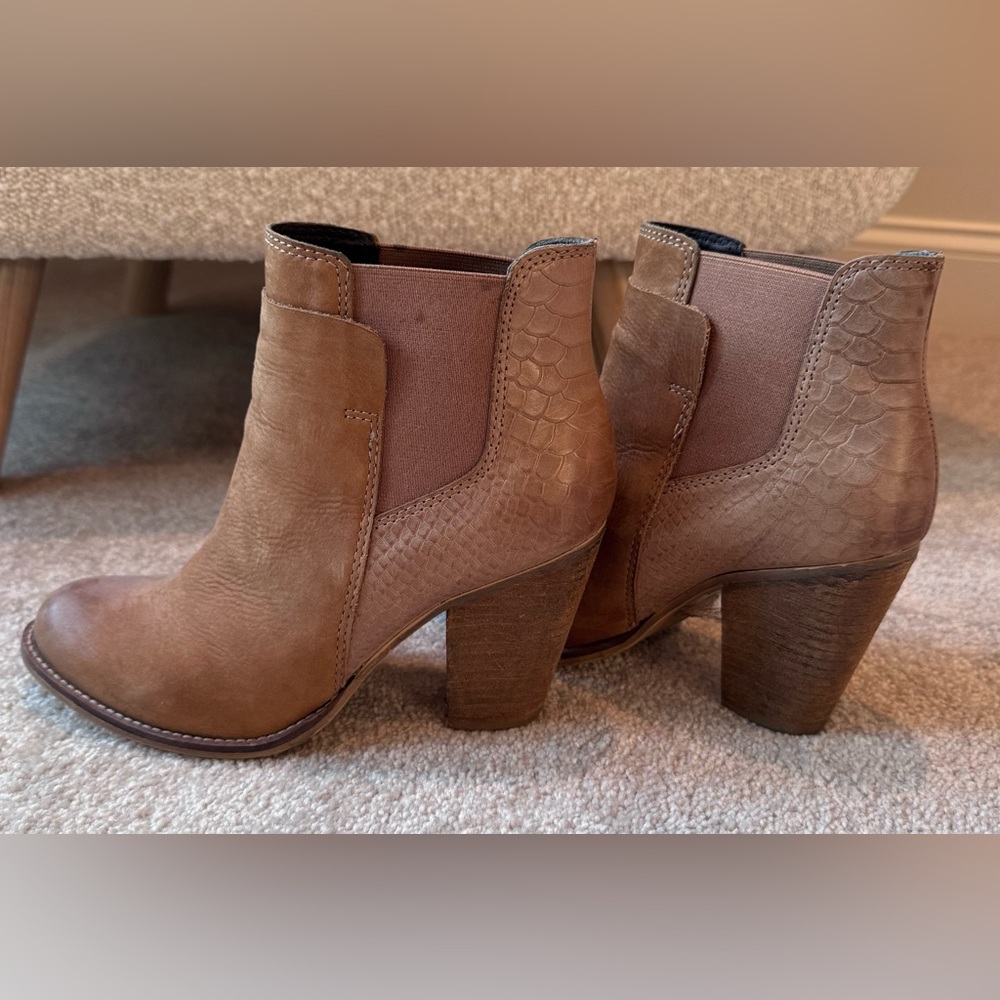 Aldo Leather and Suede Ankle Boots in Camel